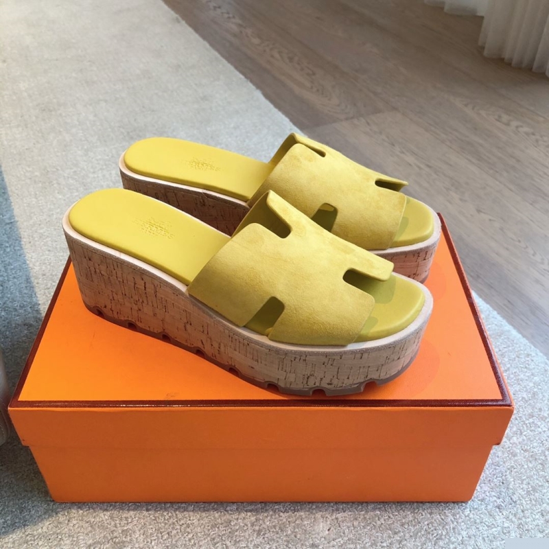 H**mes slippers